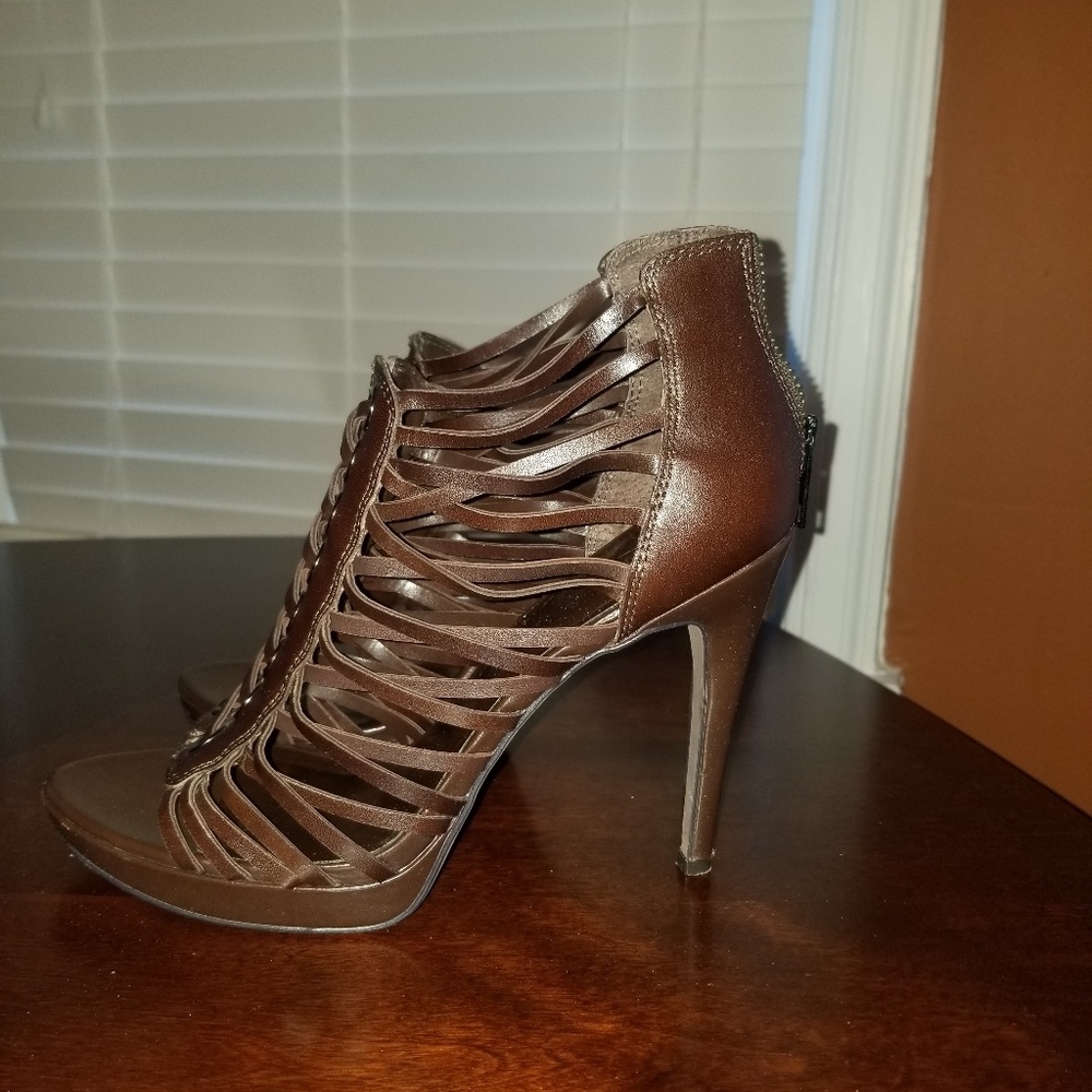 Shoes - Picture 2 of 2